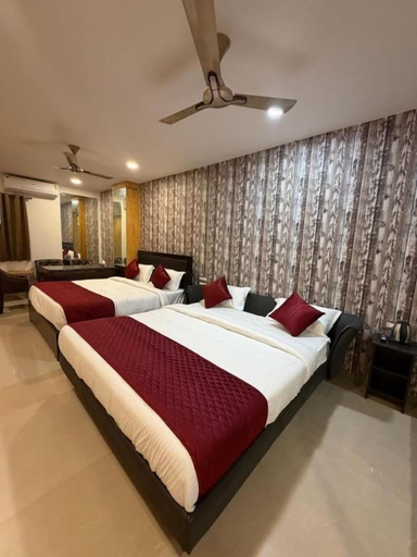 Others 2, JS Pleasant Stay at Nungambakkam, Chennai