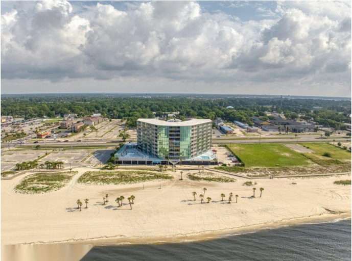 Others 5, Sea Breeze Beachfront Poolside 202, Harrison