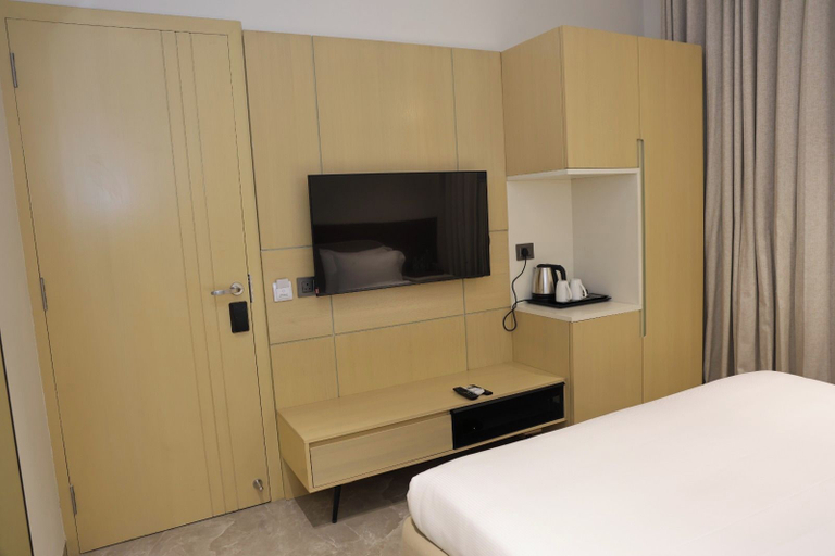 Others 5, Varay Prime, Ujjain