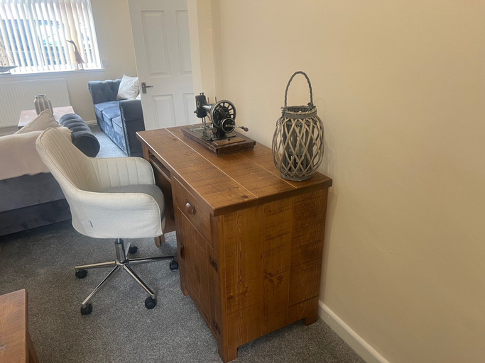 Others 3, Central Sutton on Sea 4-bed House, Sleeps 8, Lincolnshire