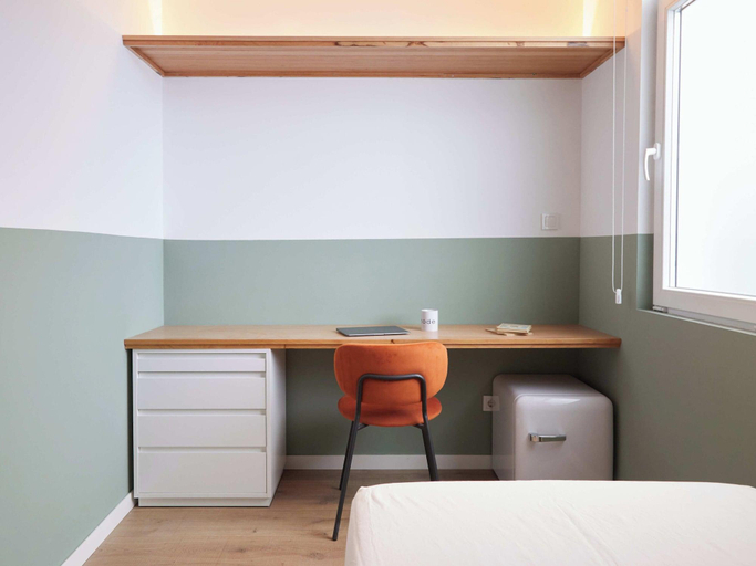 Bedroom 4, Ola Living Hostal Tetuan, Madrid