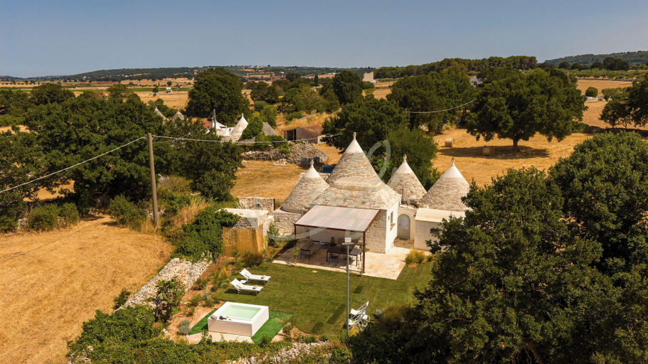 Others 3, TD Dimora Le Pire Trulli With Private Jacuzzi, Bari