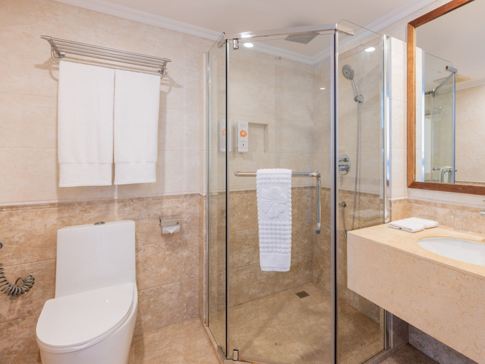 Bathroom 5, Kaani Grand Seaview, Kepulauan Maafushi