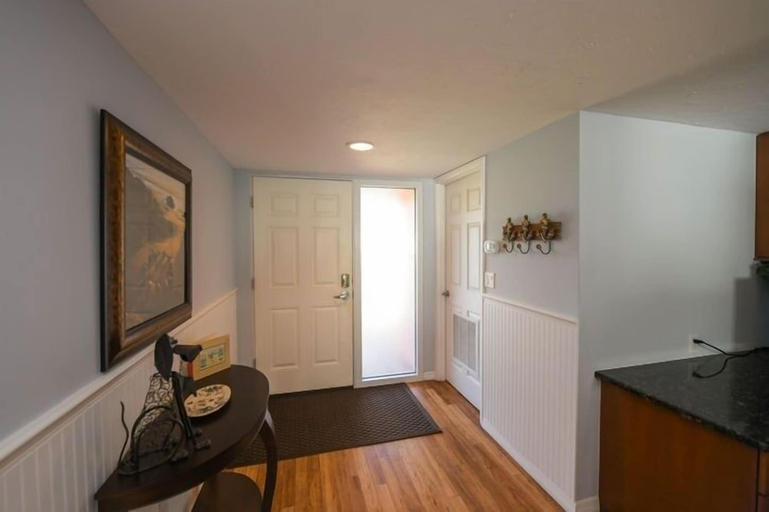 Others 2, Amic 42 2 Bedroom Condo, Manatee