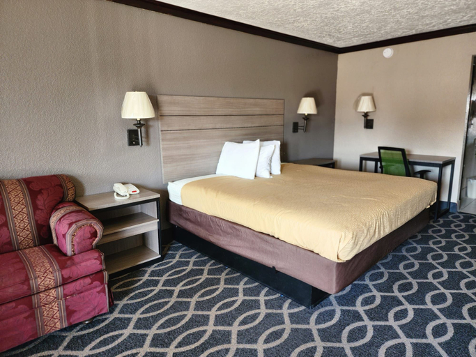 Bedroom 3, Executive Inn Oklahoma City NorthWest, Oklahoma