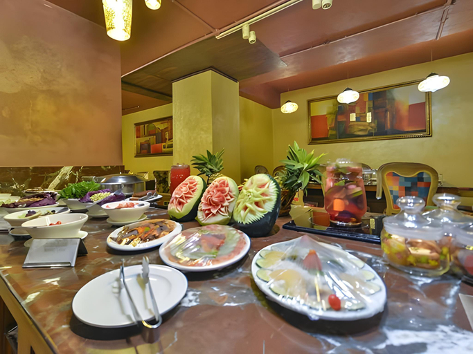 Food & Drinks 5, Batra Hotel And Residences, Srinagar