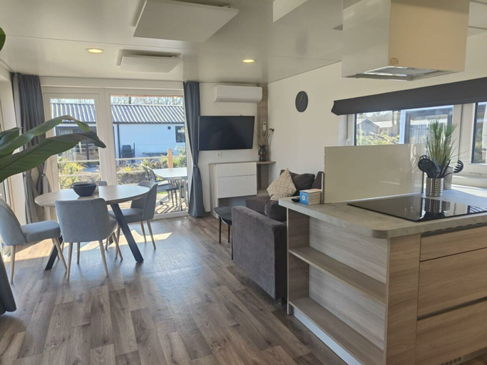 Others 4, Holiday Home in Kaatsheuvel With Terrace, Loon op Zand
