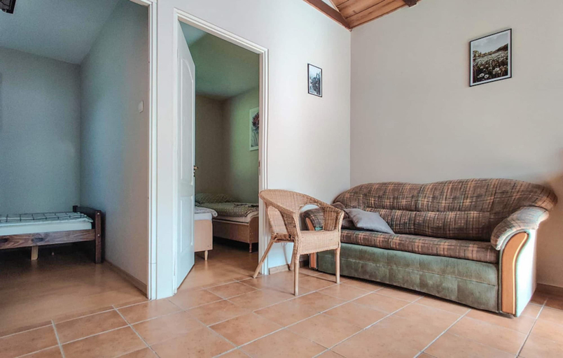 Others 2, A Holiday Home in an Oasis of Peace and Quiet, Sławno