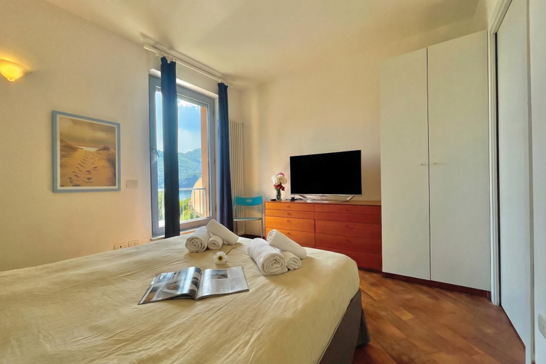 Bedroom 3, Gaeta 'lake View', Como