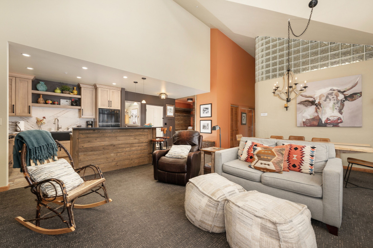 Others 3, Premium Unit 2703 - 3 Bedroom - Zephyr Mountain 3 Condo, Grand
