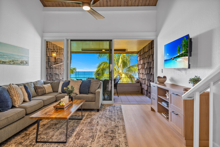 Others 4, Beachfront 2BD Unobstructed Ocean Views - Kulakane 304, Maui
