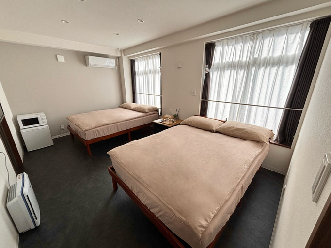 Others 3, cozey retreat asakusabashi, Taitō
