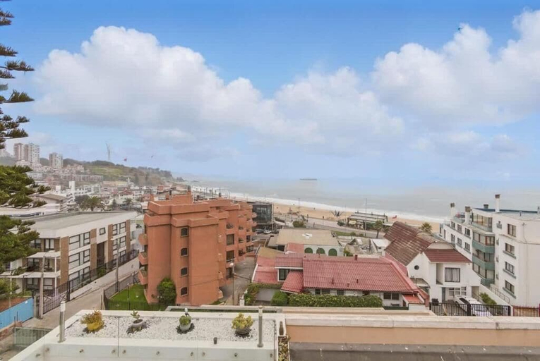 Others 2, Modern Ocean View Flat Near to the Beach, Valparaíso