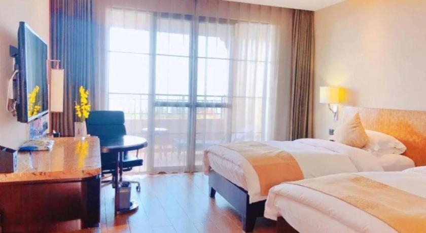 Bedroom 3, Hainan Yatai Hot Spring Hotel, Hainan