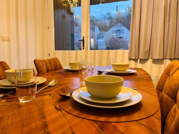 Others 4, 4-guest Elegant Holiday Base in Hotton, Luxembourg