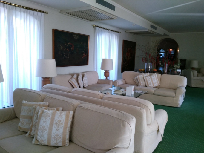 Bedroom 3, Grand Hotel Baia Verde, Catania