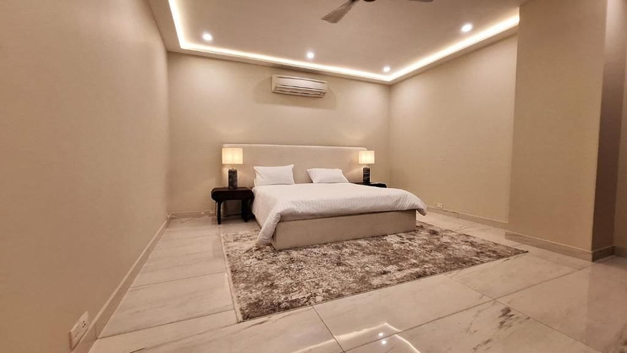 Bedroom 4, Casa Reina Luxury Apartments, Lahore