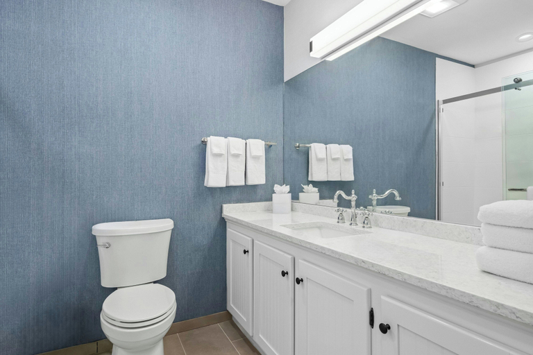 Bathroom 4, City Express by Marriott Petoskey Harbor Springs, Emmet