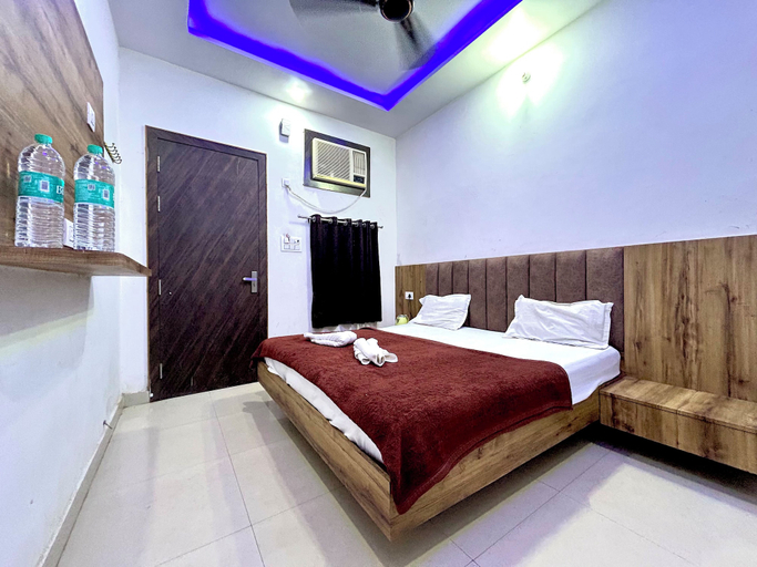 Others 3, Madhav Guest House, Mathura