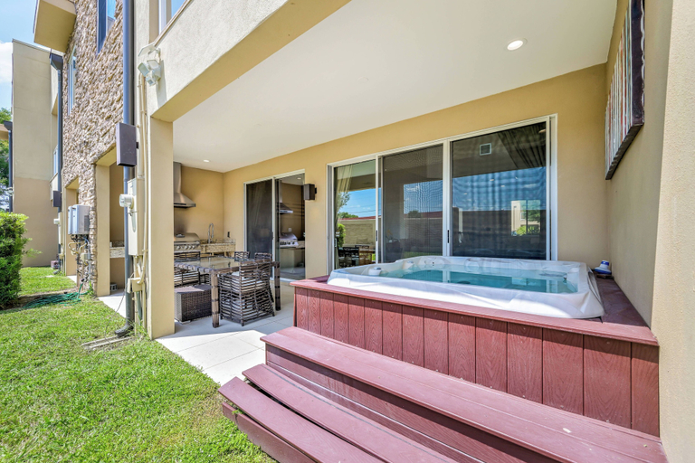 Others 5, Mvy7664 - 3BR House Near Disney With Hot Tub, Osceola