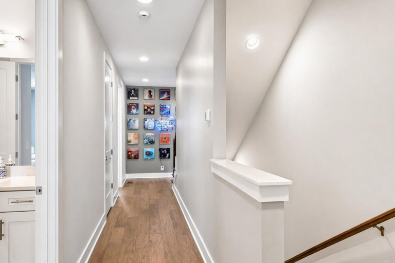 Others 4, Rooftop Deck Townhome Sleeps 12 Near Geodis Park, Davidson