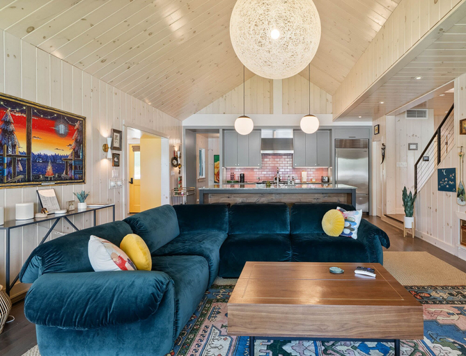 Others 5, Lakefront 4-bedroom Retreat With Hot Tub, Walworth