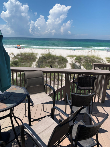 Others 2, Beachside townhome on the beach, Bay