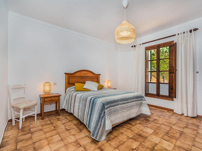 Bedroom 2, Private Pool Villa in Pollensa, Baleares