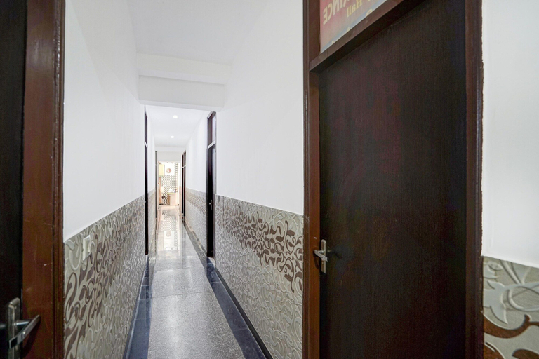 Others 5, Townhouse Sector 13 Gurgaon, Gurgaon