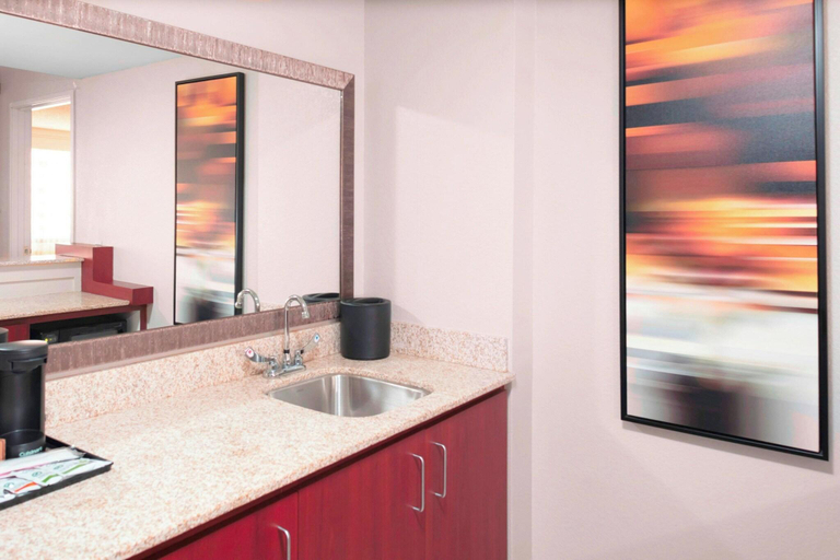Bathroom 5, Courtyard Killeen Marriott, Bell
