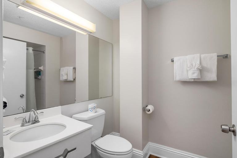 Bathroom 4, Naples Park Central, Collier