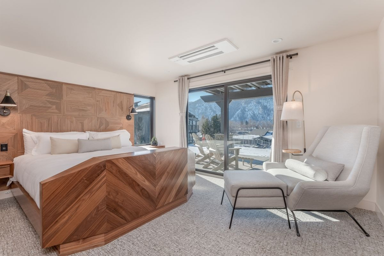 Others 5, Yacine Court, Chelan