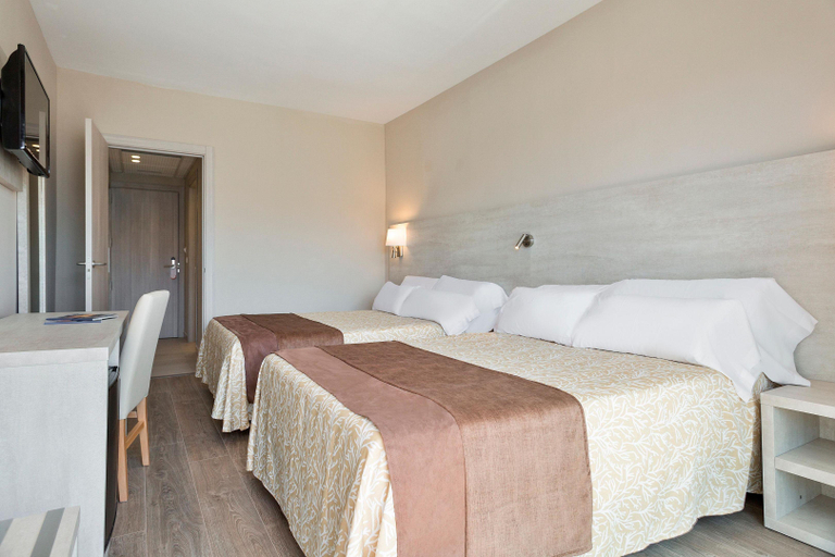 Bedroom 3, Hotel Best Negresco, Tarragona