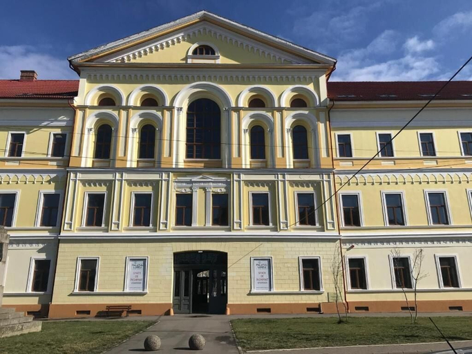 Exterior & Views, Palatul Lugoj, Lugoj