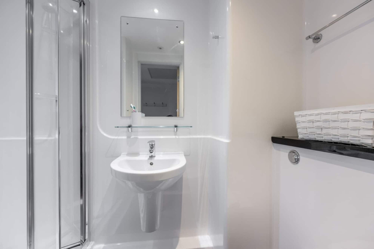 Bathroom, Student Only Haddington Place Edinburgh, Edinburgh