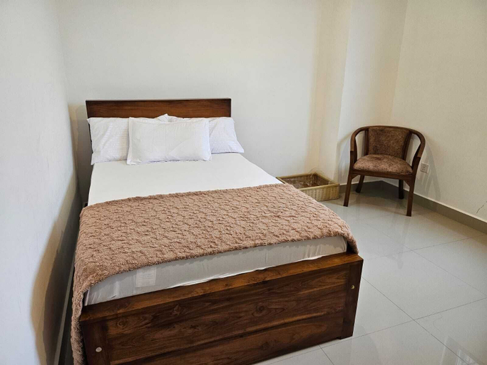 Bedroom 4, Oval View Recencies, Thimbirigasyaya