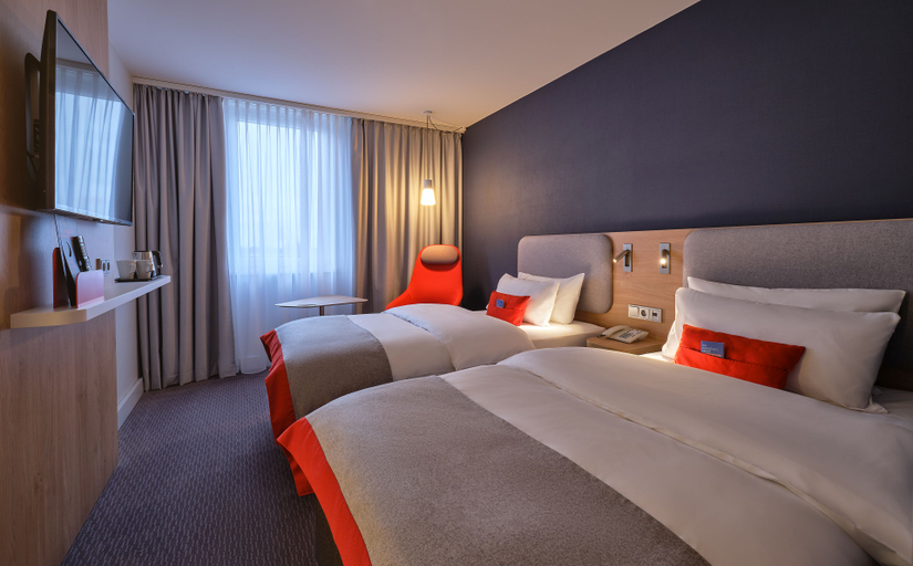 Bedroom 5, Holiday Inn Express MUNICH - MESSE by IHG, München