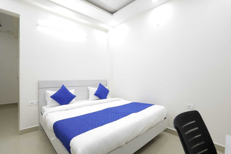 Bedroom 3, The Vertigo, Gautam Buddha Nagar