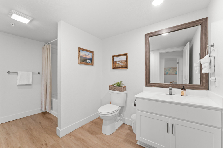 Others 2, Rc305a- The Landing Pad 2 Bedroom Condo, Taney