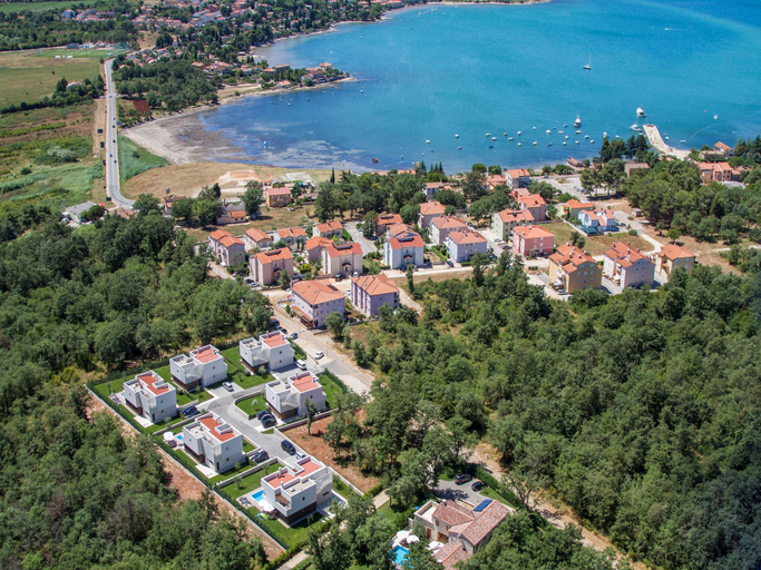 Others 4, Villa in Novigrad with Pool  Rooftop Terrace, Brtonigla