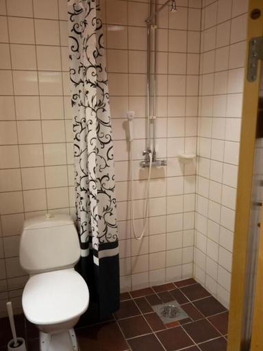 Bathroom 4, Hotell Toppen, Storuman