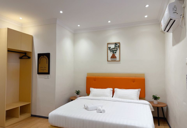 Bedroom 1, The Ship Guesthouse Inn, Semporna