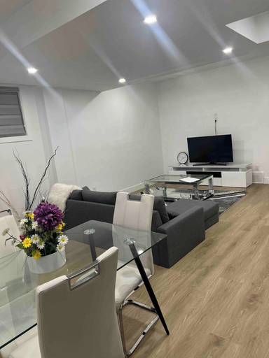 Others 2, Room-magnificent Brand New Luxurious Bas, Division No. 11