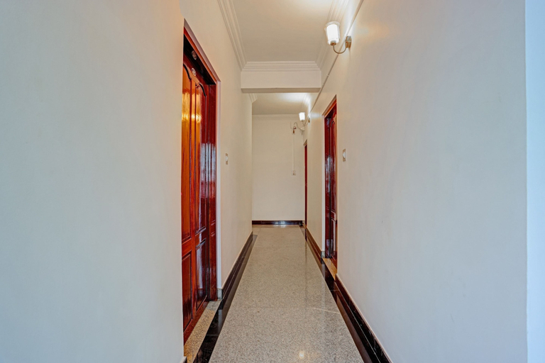 Others 4, Hotel O Le Fort, Thiruvananthapuram