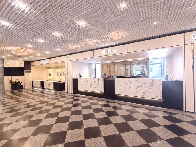 Public Area, Park - Hotel Moskva, Stolichna