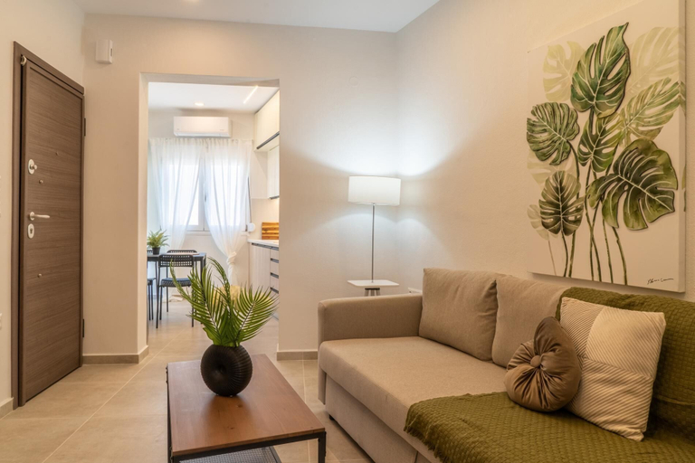 Others 4, Pananos Sq. House I, Crete