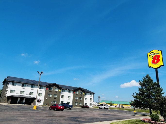 Exterior & Views 2, Super 8 by Wyndham Sioux City South, Woodbury
