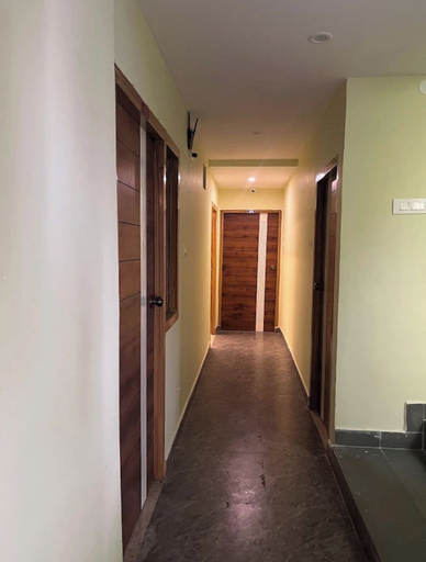 Others 5, Hotel mahadev grand, Krishna