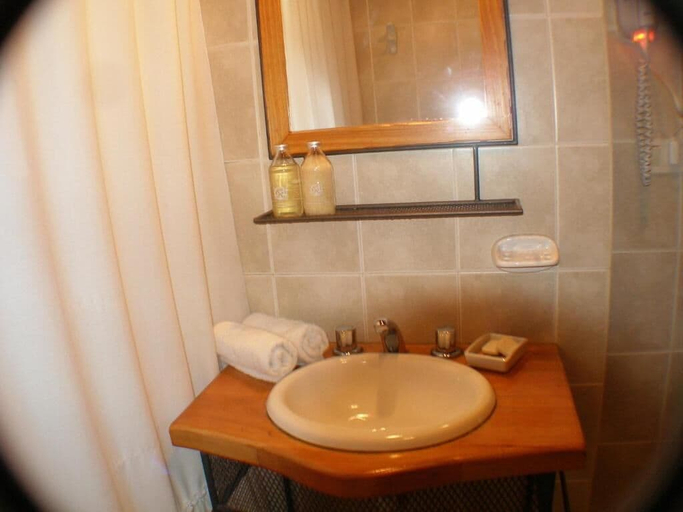 Bathroom 3, Cabañas Aitue, Lacar
