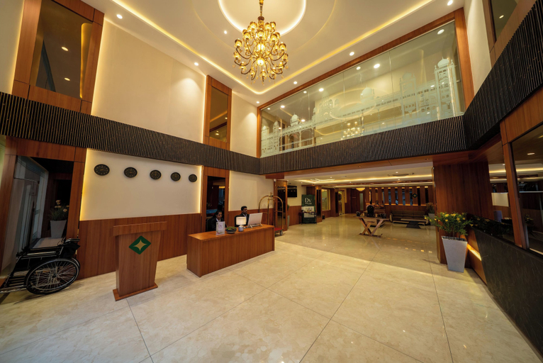 Others 2, Emerald Signature, Mysore